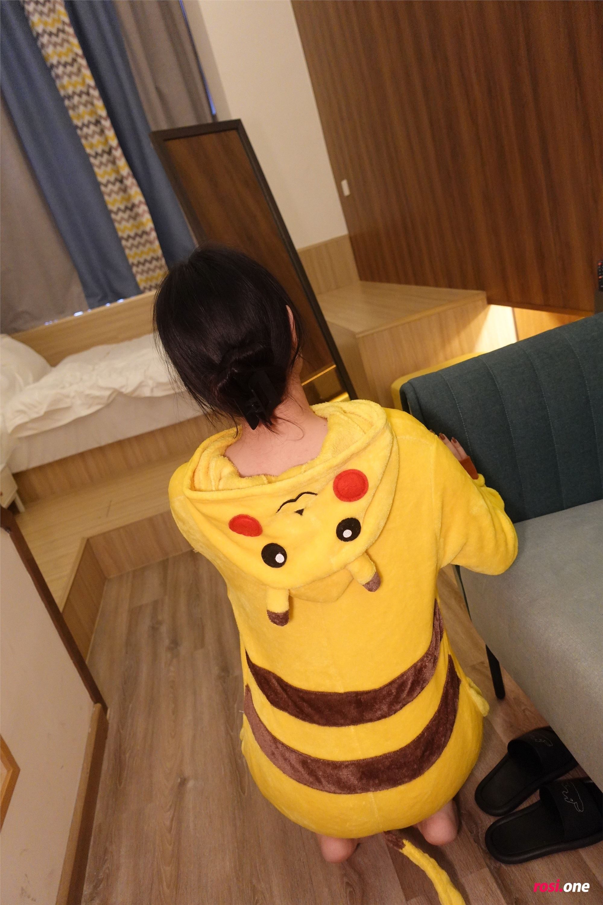 ROSI写真 2021.11.13 NO.3631